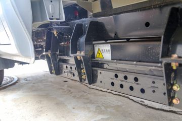 ������Խ��X1EV 2.84T 2.97�״��綯��س�(SC5031XLCXDD65BEV)41.86kWhͼƬ