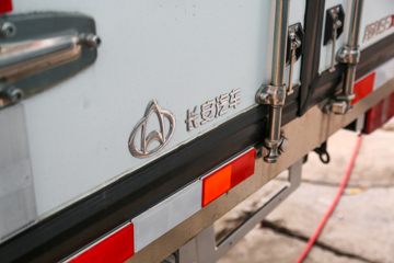 ������Խ��X1EV 2.84T 2.97�״��綯��س�(SC5031XLCXDD65BEV)41.86kWhͼƬ