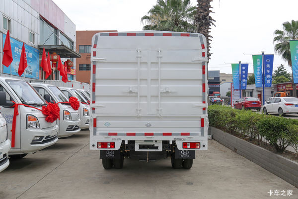抢购在行动!成都市跨越者D5载货车降价大放送,立降1万