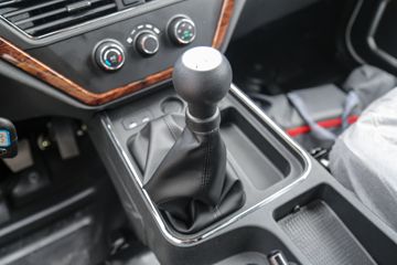 ������Խ��D5 PLUS ������ 2.0L 122���� CNG 4.02�׵��Ų�դʽС��ͼƬ