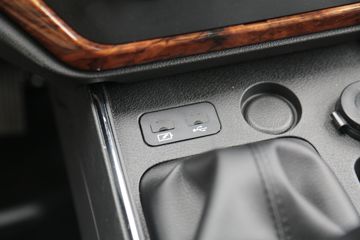 ������Խ��D5 PLUS ������ 2.0L 122���� CNG 4.02�׵��Ų�դʽС��ͼƬ