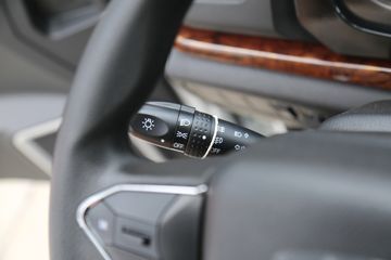 ������Խ��D5 PLUS ������ 2.0L 122���� CNG 4.02�׵��Ų�դʽС��ͼƬ