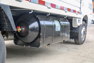 ������Խ��D5 PLUS ������ 2.0L 122���� CNG 4.02�׵��Ų�դʽС��ͼƬ