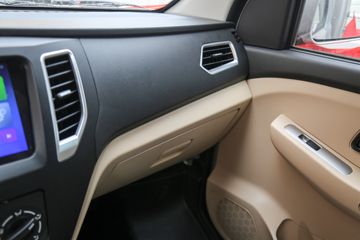 ������Խ �±�T3 ������ 1.6L ���� 122���� 3.04�׵�����ʽ΢��(��̥)(SC5031XXYTMD6B1)ͼƬ