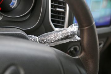 ������Խ �±�T3 ������ 1.6L ���� 122���� 3.04�׵�����ʽ΢��(��̥)(SC5031XXYTMD6B1)ͼƬ