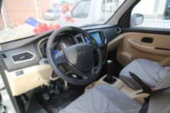 长安跨越 新豹T3 豪华型 1.6L 汽油 122马力 3.04米单排厢式微卡(后单胎)(SC5031XXYTMD6B1)