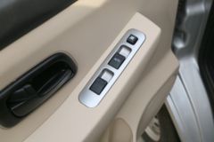 长安跨越 新豹T3 豪华型 1.6L 汽油 122马力 3.04米单排厢式微卡(后单胎)(SC5031XXYTMD6B1)