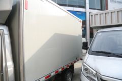 长安跨越 新豹T3 豪华型 1.6L 汽油 122马力 3.04米单排厢式微卡(后单胎)(SC5031XXYTMD6B1)