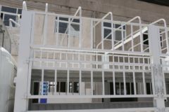 东风 多利卡D6-L 165马力 4.17米单排仓栅式轻卡(国六)(法士特8挡)(EQ5041CCY8CD2AC)