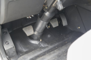 ������Խ��D5 PLUS ������ 2.0L 122���� CNG 3.95�׵�������С��(����)(SC1031UFD61CNG)ͼƬ