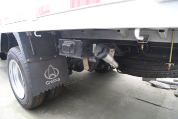 ������Խ��D5 PLUS ������ 2.0L 122���� CNG 3.95�׵�������С��(����)(SC1031UFD61CNG)ͼƬ