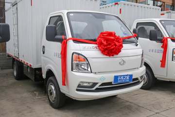 ������Խ��D5 PLUS ������ 2.0L 122���� CNG 3.935�׵�����ʽС��(SC5031XXYUFD61CNG)ͼƬ