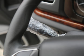 ������Խ��D5 PLUS ������ 2.0L 122���� CNG 3.935�׵�����ʽС��(SC5031XXYUFD61CNG)ͼƬ