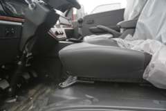 长安跨越者D5 PLUS 豪华型 2.0L 122马力 CNG 3.935米单排厢式小卡(SC5031XXYUFD61CNG)