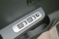 长安跨越者D5 PLUS 豪华型 2.0L 122马力 CNG 3.935米单排厢式小卡(SC5031XXYUFD61CNG)