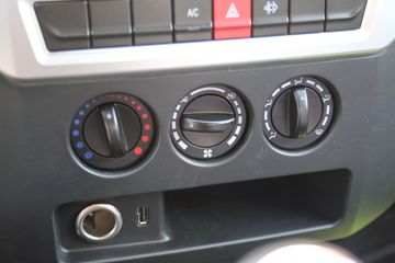 ����;�� T5 1.6L 122���� ���� 3.5�׵�������С��(EQ1031S16QCC)ͼƬ