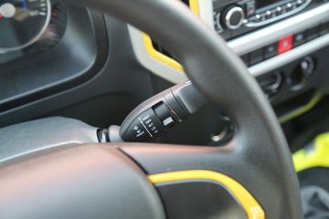 ����;�� T5 1.6L 122���� ���� 3.5�׵�������С��(EQ1031S16QCC)ͼƬ