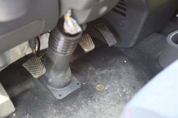 ����;�� T5 1.6L 122���� ���� 3.5�׵�������С��(EQ1031S16QCC)ͼƬ