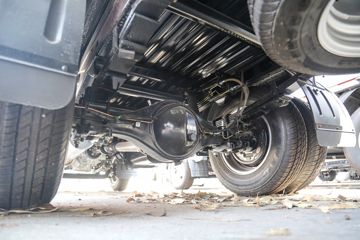 ����;�� T5 1.6L 122���� ���� 3.5�׵�������С��(EQ1031S16QCC)ͼƬ