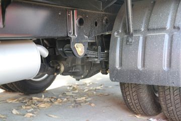 ����;�� T5 1.6L 122���� ���� 3.5�׵�������С��(EQ1031S16QCC)ͼƬ