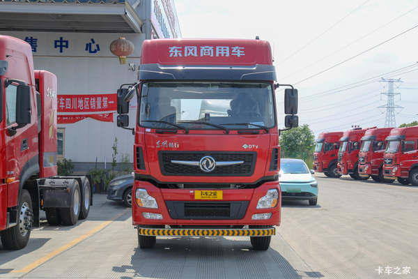 东风新疆 畅行D7V 10.5L柴油 460马力 6X4 法士特12档 牵引车