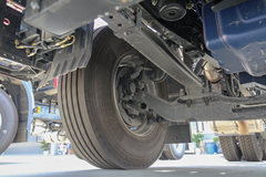 东风新疆 畅行D7V 480马力 6X4 LNG牵引车(东风14档)(DFV4259GP6N1) 东风新疆 畅行D7V 480马力 6X4 LNG牵引车(东风14档)(DFV4259GP6N1)