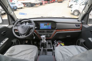 ������Խ��D5 PLUS ������ 2.0L 122���� CNG 3.05��˫������С��ͼƬ