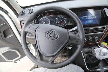 ������Խ��D5 PLUS ������ 2.0L 122���� CNG 3.05��˫������С��ͼƬ