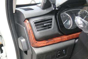 ������Խ��D5 PLUS ������ 2.0L 122���� CNG 3.05��˫������С��ͼƬ