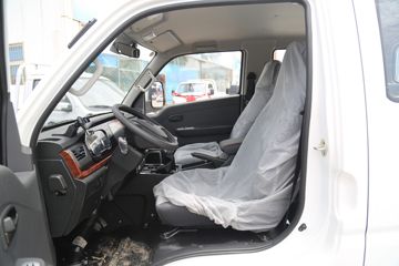 ������Խ��D5 PLUS ������ 2.0L 122���� CNG 3.05��˫������С��ͼƬ