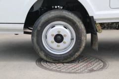 长安跨越者D5 PLUS 舒适型 2.0L 122马力 CNG 3.05米双排栏板小卡(CKS1032D5FS61NG)