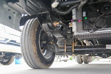 ������Խ��D5 PLUS ������ 2.0L 122���� CNG 3.05��˫������С��ͼƬ