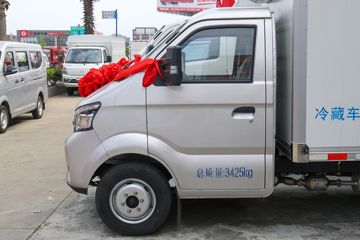 ������Խ��X7 1.6L 122���� ���� 3.51����س�(CKS5034XLCFRD6B1)ͼƬ