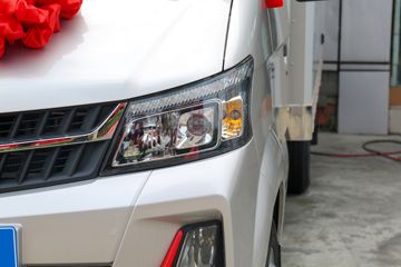 ������Խ��X7 1.6L 122���� ���� 3.51����س�(CKS5034XLCFRD6B1)ͼƬ