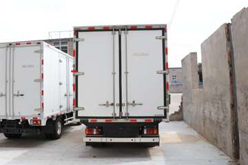 五十铃EVM100&nbsp;电动冷藏车外观图片