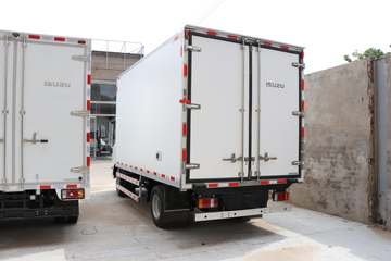 五十铃EVM100&nbsp;电动冷藏车外观图片