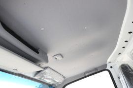 五十铃EVM100&nbsp;电动冷藏车驾驶室图片