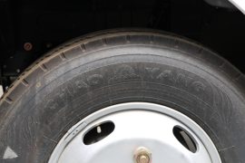 五十铃EVM100&nbsp;电动冷藏车底盘图片