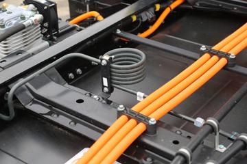 ���� ˧��ES6 4.5T 4.15�׵��Ŵ��綯��դʽ�Ῠ100.46kWhͼƬ