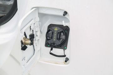 Զ�� E6 3.7T 5.45�״��綯�����ػ���50.23kWhͼƬ