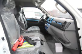 远程E6&nbsp;电动冷藏车驾驶室图片