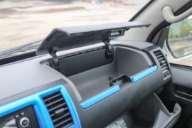 远程E6&nbsp;电动冷藏车驾驶室图片