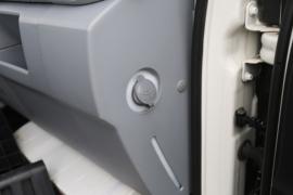 帅铃HS6&nbsp;电动载货车内饰图片