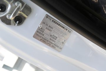 ����;�� T5 2.0L 127���� CNG 3.8�׵�������С��(EQ1031S16NC)ͼƬ