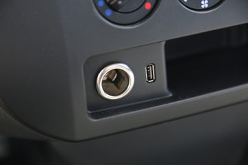 ����;�� T5 2.0L 127���� CNG 3.8�׵�������С��(EQ1031S16NC)ͼƬ