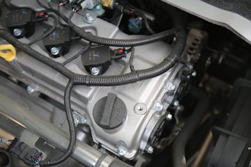 ����;�� T5 2.0L 127���� CNG 3.8�׵�������С��(EQ1031S16NC)ͼƬ