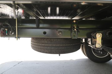 ����;�� T5 2.0L 127���� CNG 3.8�׵�������С��(EQ1031S16NC)ͼƬ