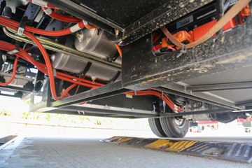 ���翭���� EV350 PRO 4.5T 4.19�׵��Ŵ��綯��դʽ�Ῠ98.04kWhͼƬ