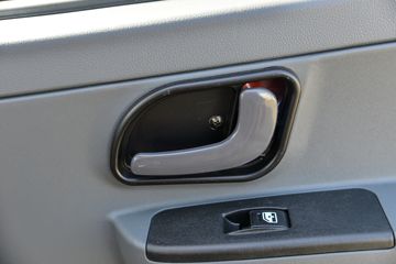 ���� ����W15 102���� 4X2 3.05����ж��(��ɫ)ͼƬ