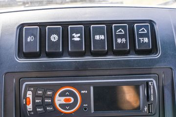 ���� ����W15 102���� 4X2 3.05����ж��(��ɫ)ͼƬ